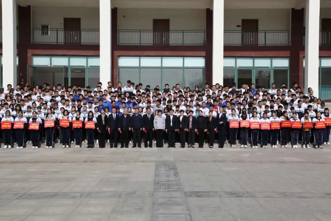 692.webp.jpg 692.webp.jpg